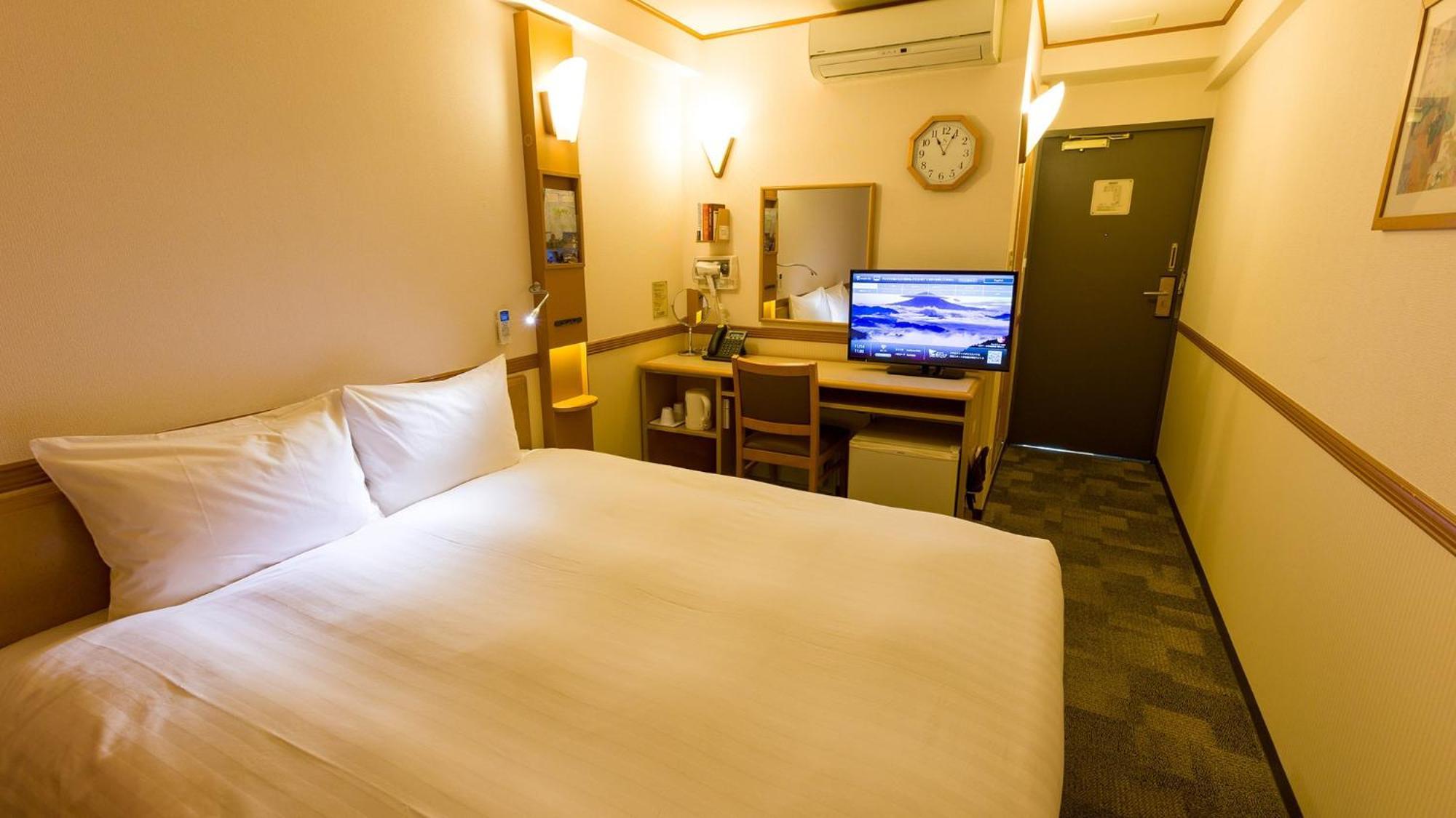Toyoko Inn Tokyo Shinjuku Kabukicho Rum bild