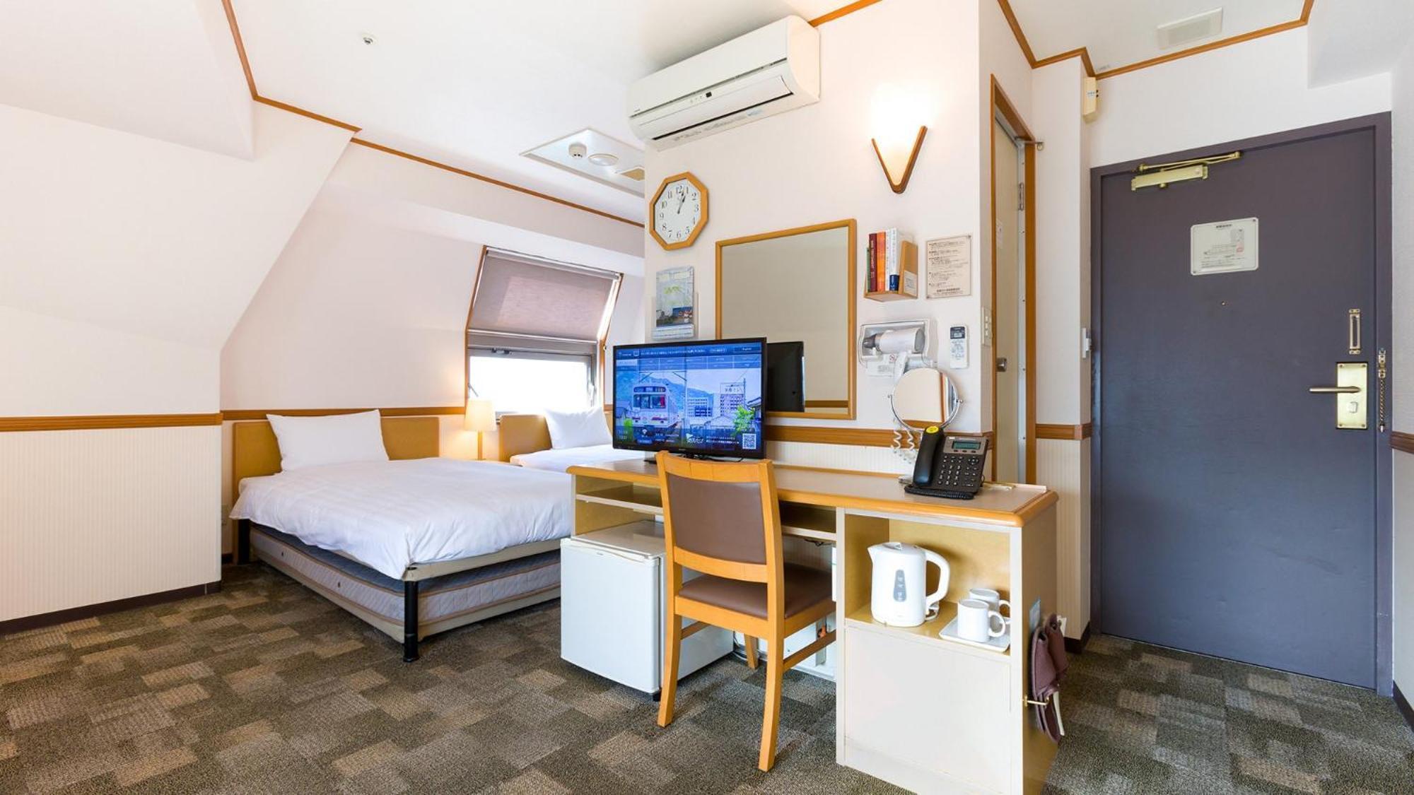 Toyoko Inn Tokyo Shinjuku Kabukicho Rum bild